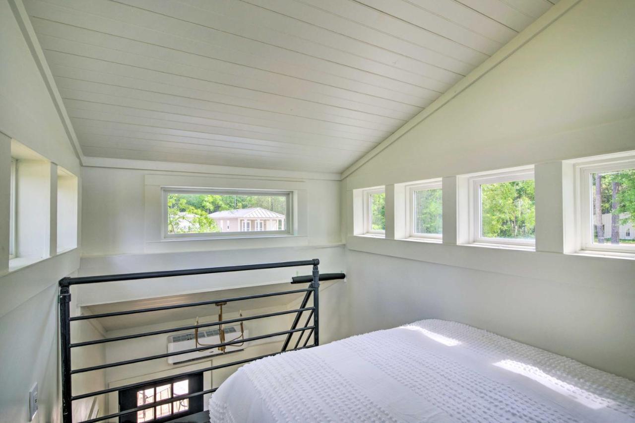 Modern Starkville Tiny Home Near Dining And Msu Exteriér fotografie